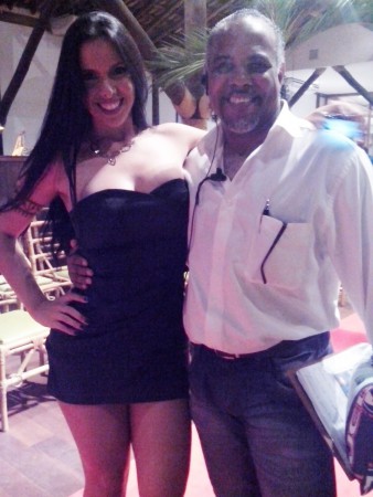 Cantora Atamy  Candy